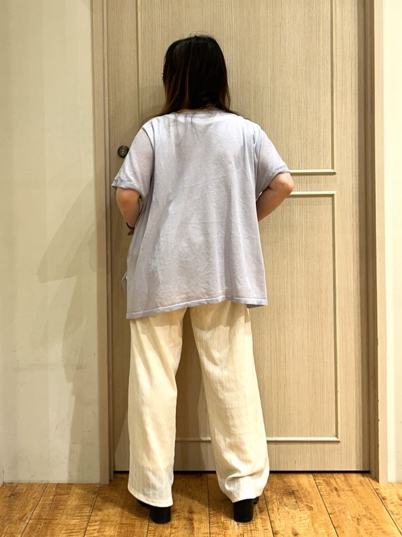 kanaさんの「SHOO･LA･RUE｜◆【2点セット】インせず着られるシアーニット＋タンクトップ」を使ったコーディネート