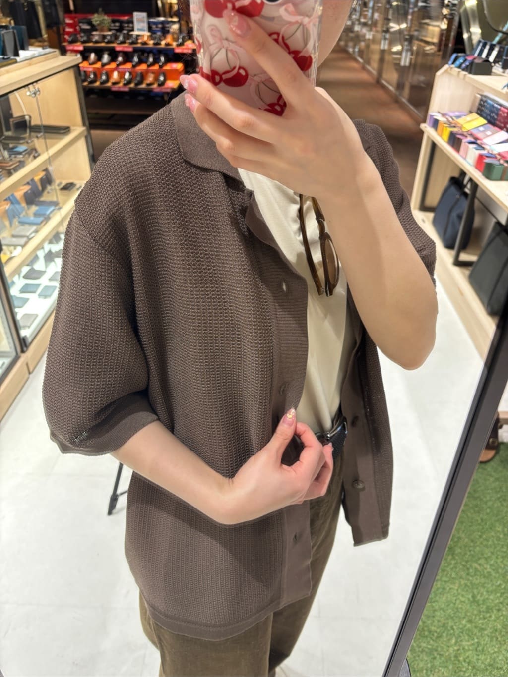 ウミさんの「TAKEO KIKUCHI｜【抗菌防臭／5サイズ展開】ハイゲージポンチ Tシャツ」を使ったコーディネート