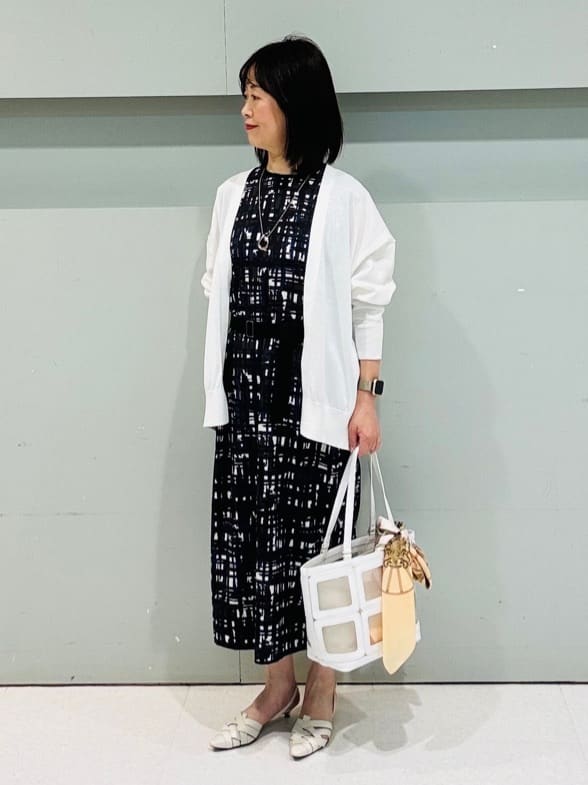 makiさんの「UNTITLED｜フープトップネックレス」を使ったコーディネート