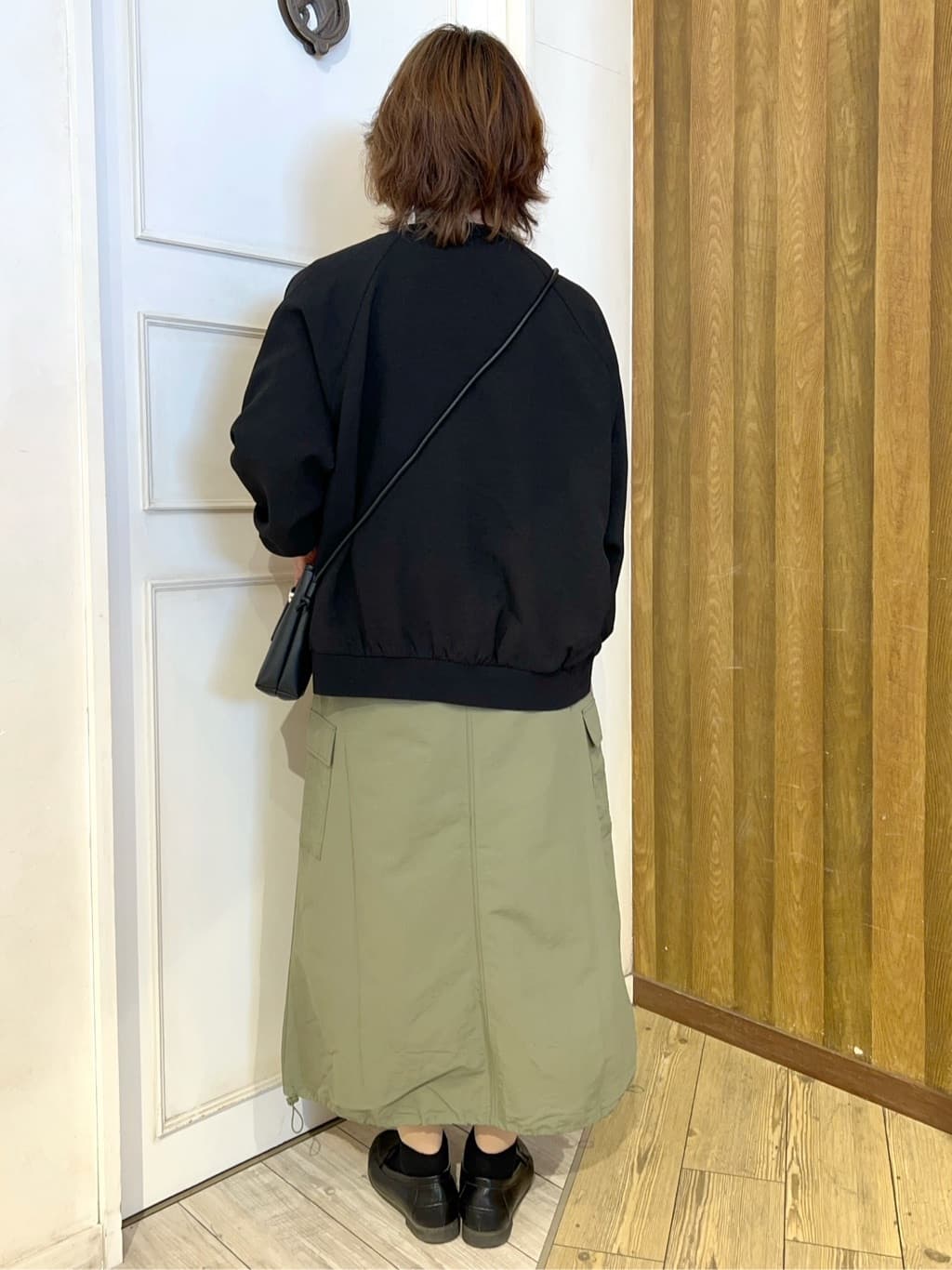 yuriyuriさんの「SHOO･LA･RUE｜◆【洗える/S-LL】麻調リブブルゾン」を使ったコーディネート
