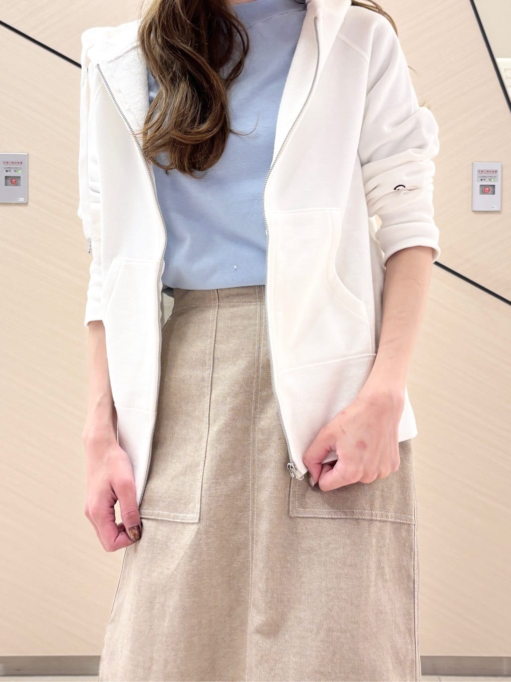 清水夏姫さんの「DRESSTERIOR｜【Safari5月号掲載】DRESSTERIORロゴキャップ」を使ったコーディネート