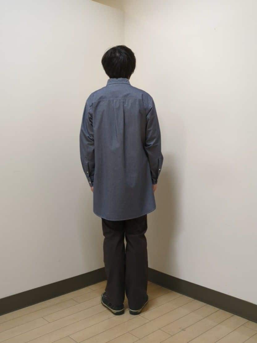 あきやまさんの「TAKEO KIKUCHI｜【Made in JAPAN】播州織 ストレッチ パンツ」を使ったコーディネート