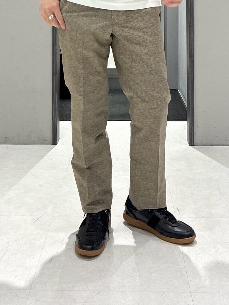 わいずみさんの「TAKEO KIKUCHI｜【抗菌防臭】COOL DOTS（R）ドビープリント パンツ」を使ったコーディネート