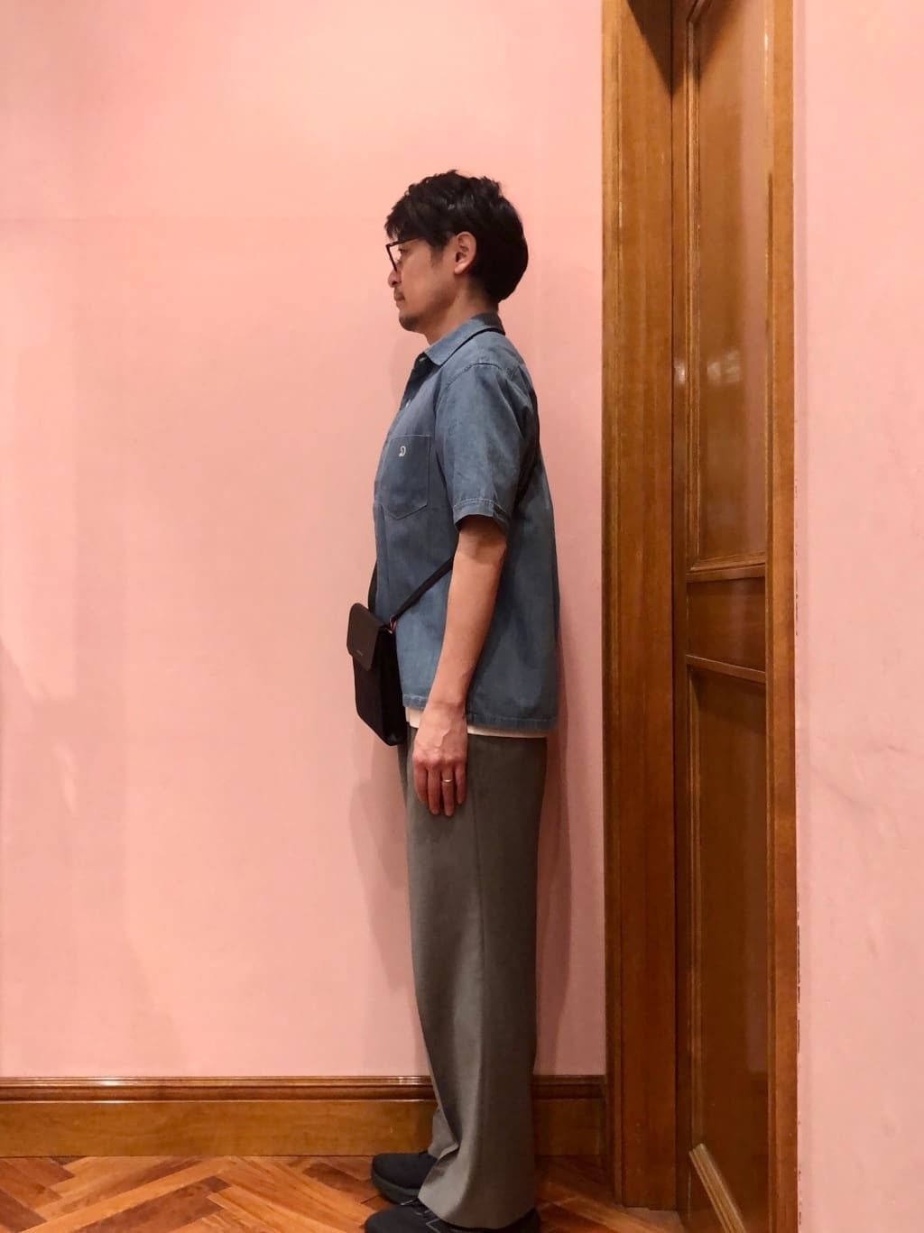 OKJさんの「DRESSTERIOR｜◆【セットアップ可】ライトデニム ハーフスリーブシャツ」を使ったコーディネート