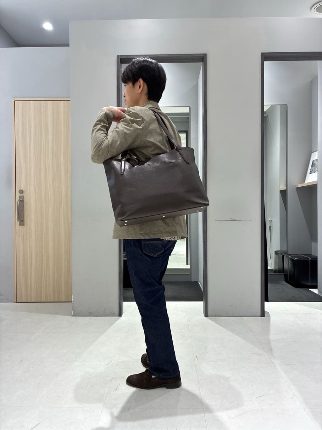 わいずみさんの「TAKEO KIKUCHI｜【抗菌防臭】COOL DOTS（R）ドビープリント ジャケット」を使ったコーディネート