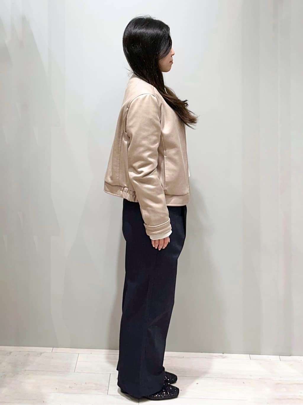 Iguさんの「THE SHOP TK｜◆ノーカラーブルゾン」を使ったコーディネート