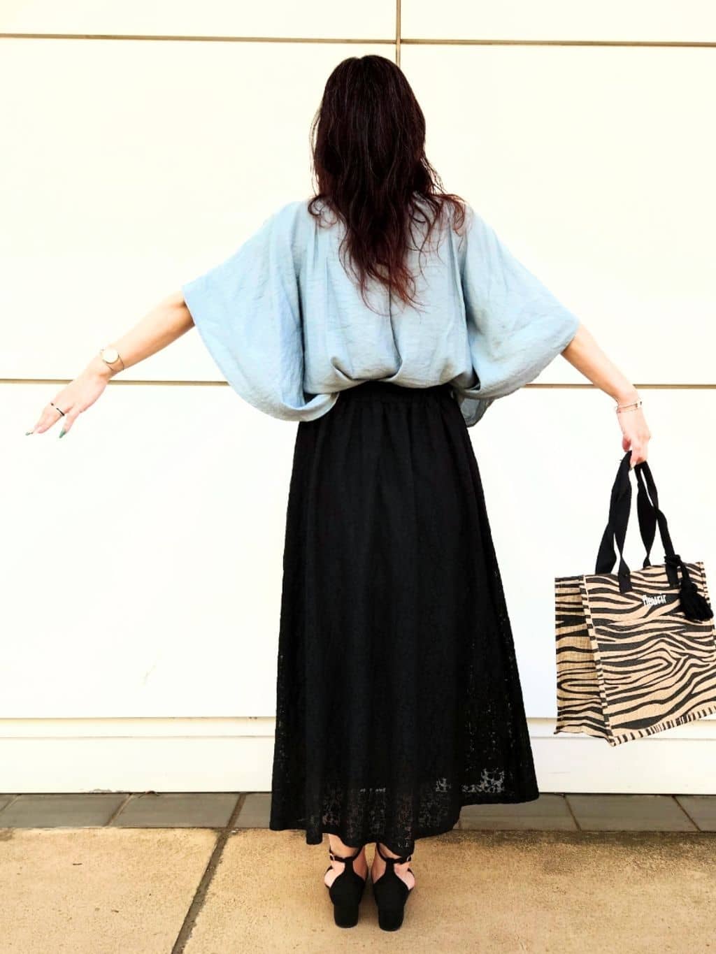 maimai*さんの「SHOO･LA･RUE｜◆【洗える/ひんやり】涼しく体型カバー お袖フレア ドレープブラウス」を使ったコーディネート