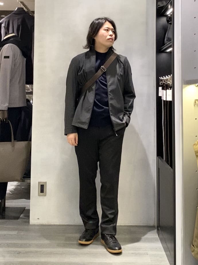 nishiさんの「TAKEO KIKUCHI｜【ONOFF対応】TRダブルニット ストレッチパンツ」を使ったコーディネート