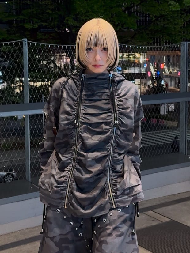川本葵さんの「tk.TAKEO KIKUCHI｜◆K&rsquo;PJT by AOI 『Lightweight Parka』」を使ったコーディネート