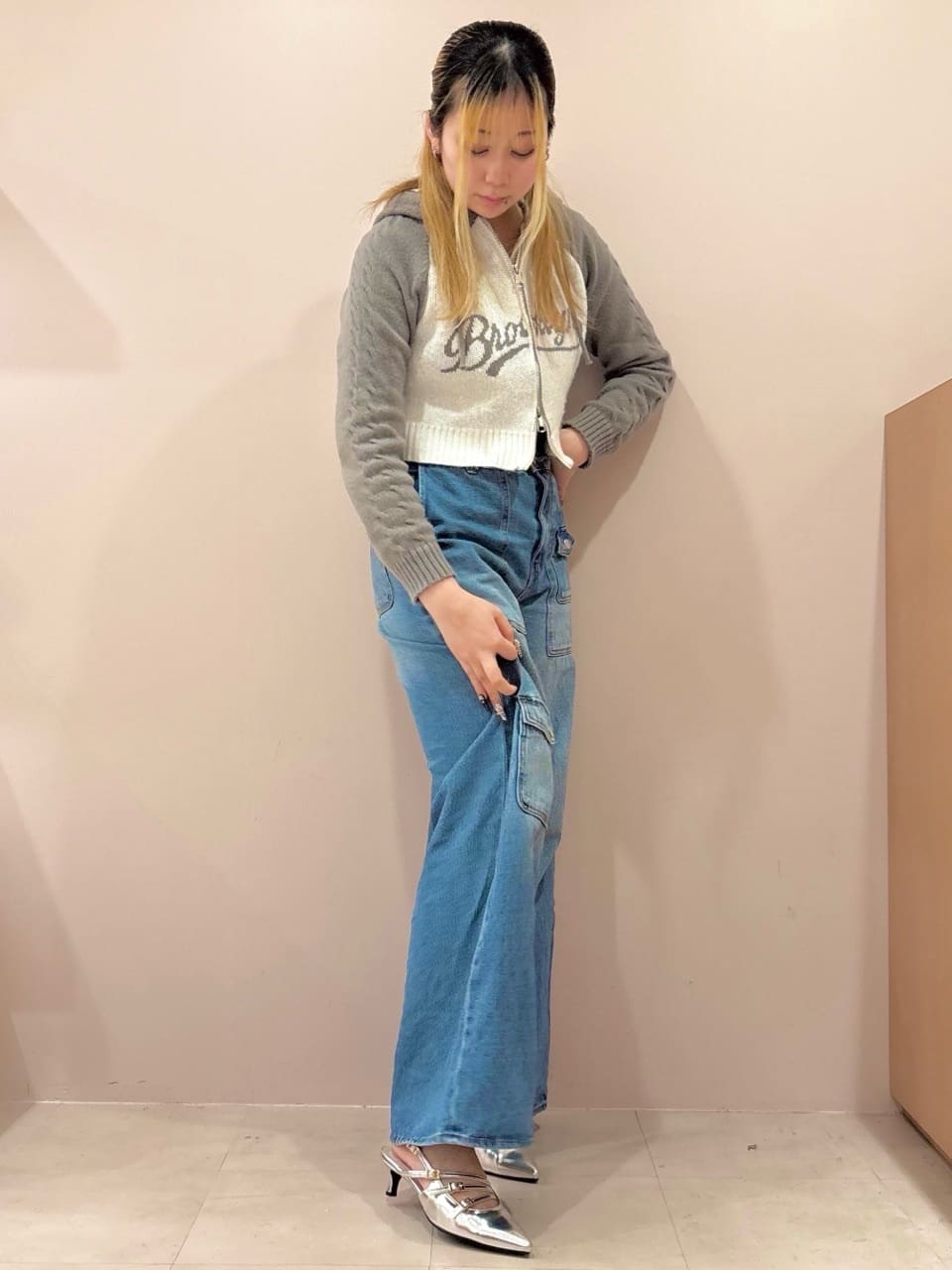 ちゃきさんの「ESPERANZA｜バックストラップミドルヒールパンプス」を使ったコーディネート