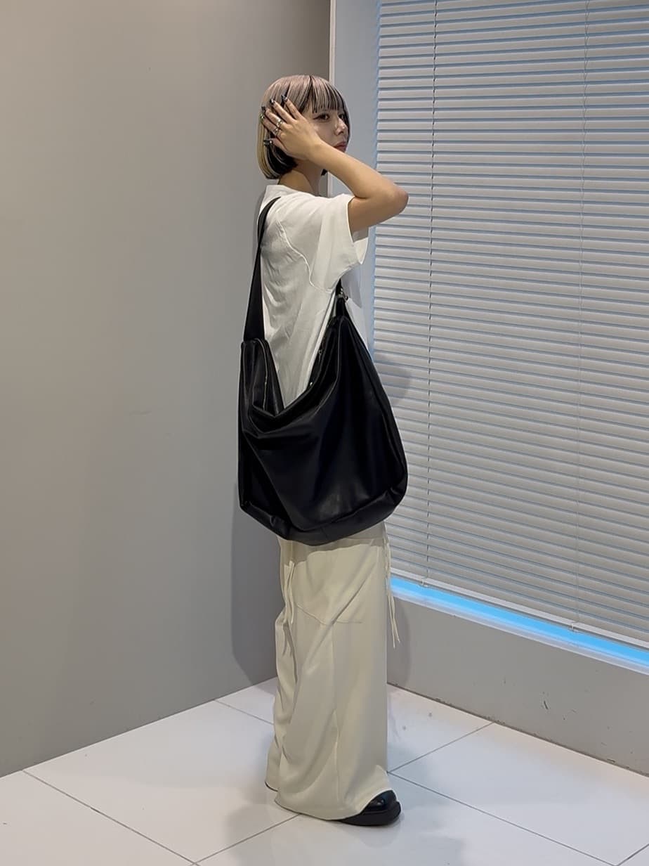 川本葵さんの「tk.TAKEO KIKUCHI｜」を使ったコーディネート