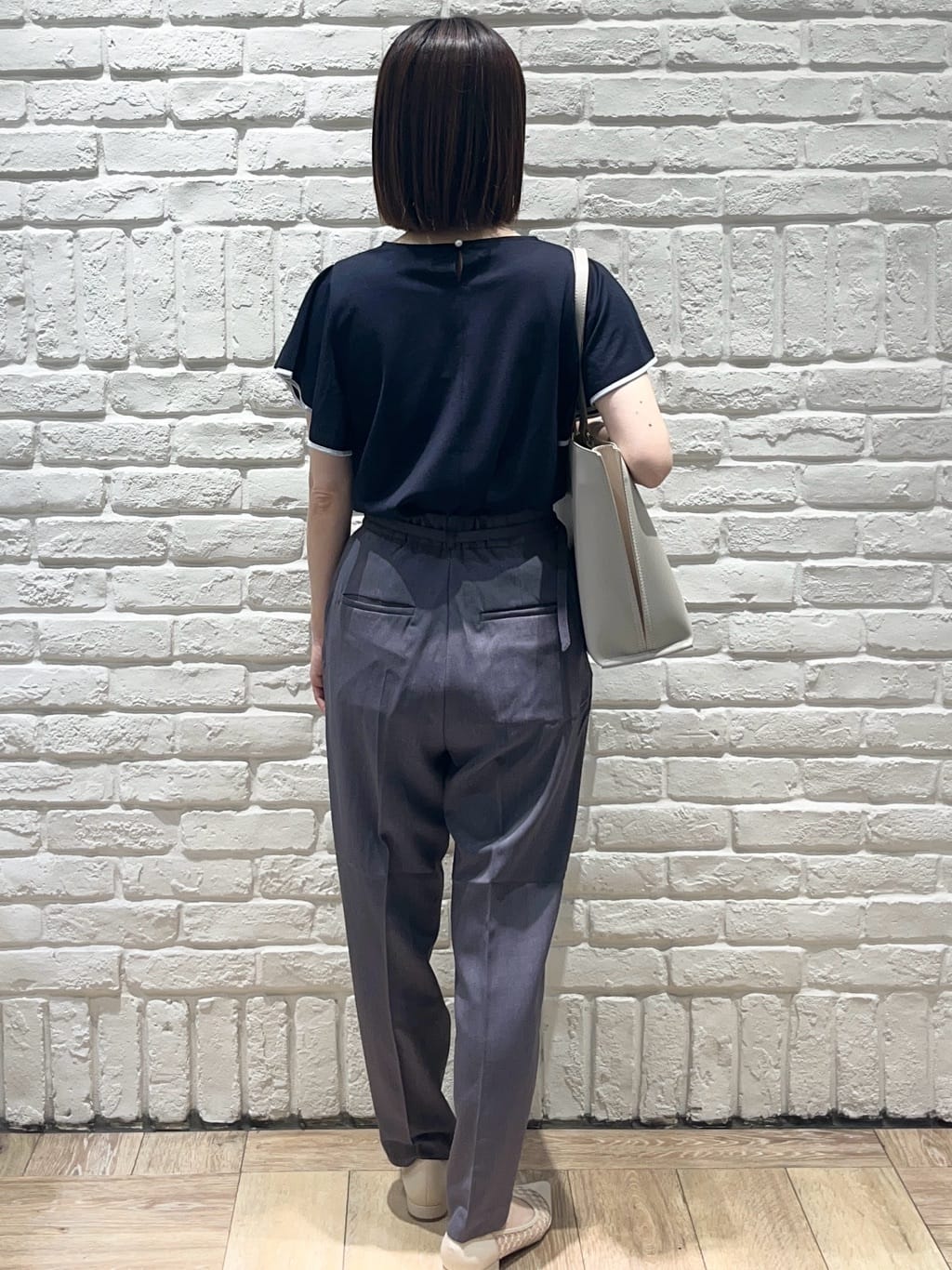 がんさんの「index｜ストレッチテーパードパンツ【洗濯機洗い可／吸水速乾／防シワ】」を使ったコーディネート