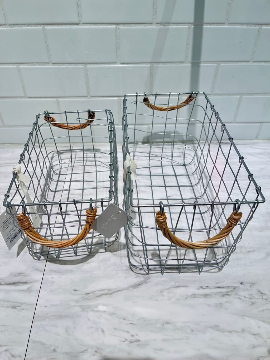 ぐっちさんの「212 KITCHEN STORE｜デュソール ハンギングバスケット ラウンド」を使ったコーディネート