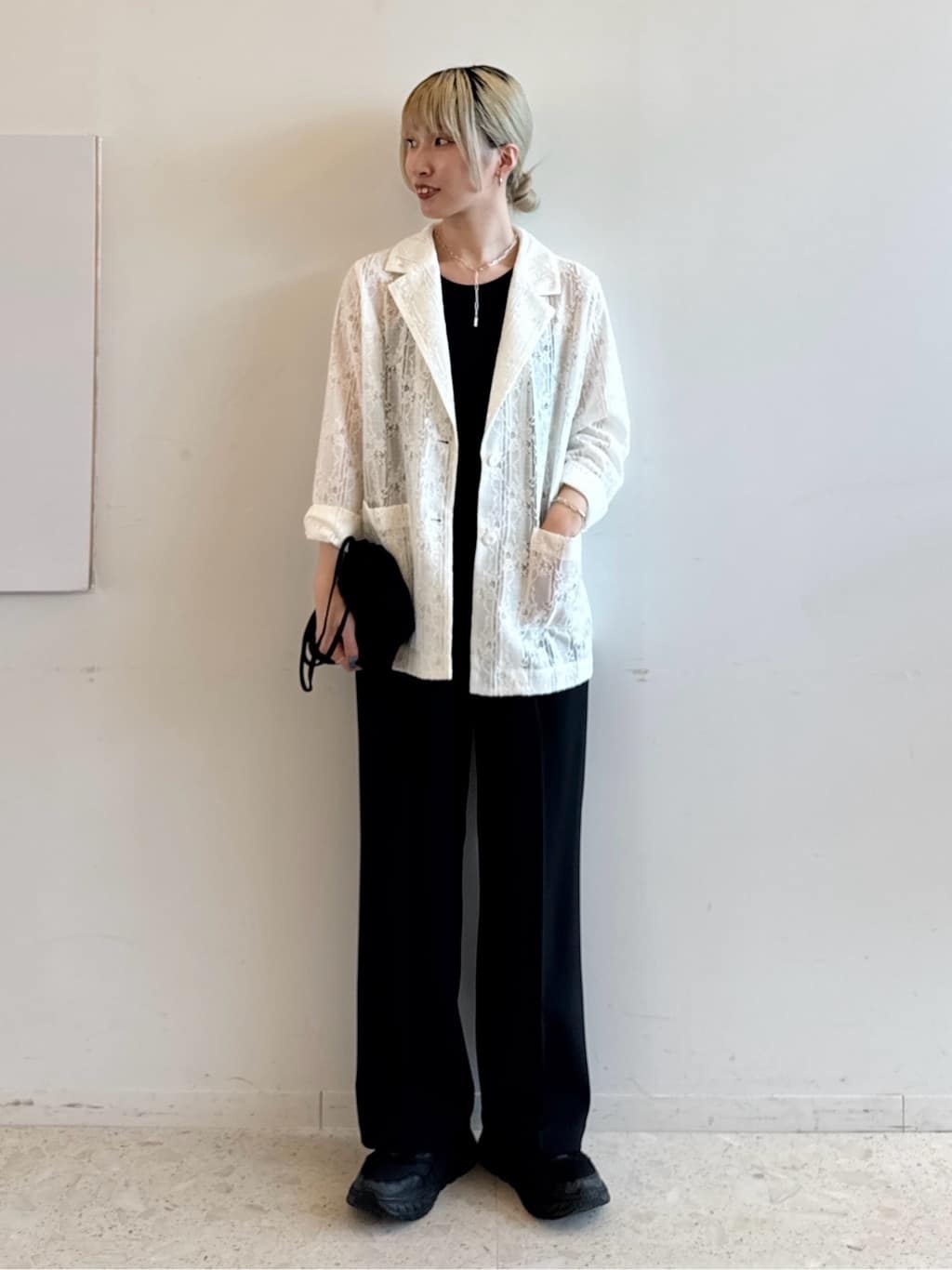 omaさんの「THE SHOP TK｜◆レーステーラードジャケット」を使ったコーディネート