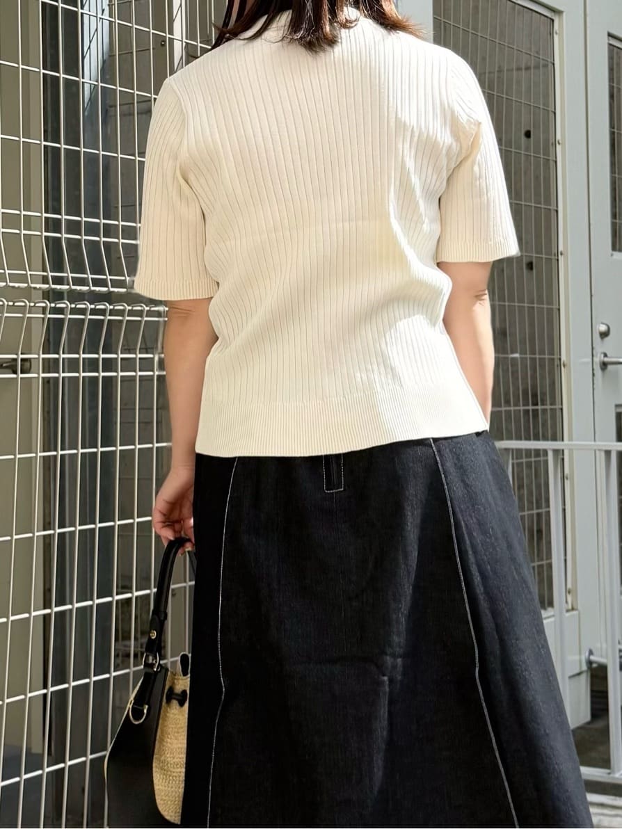 chさんの「THE SHOP TK｜シーズンレスで使える デニムタックスカート/洗える」を使ったコーディネート