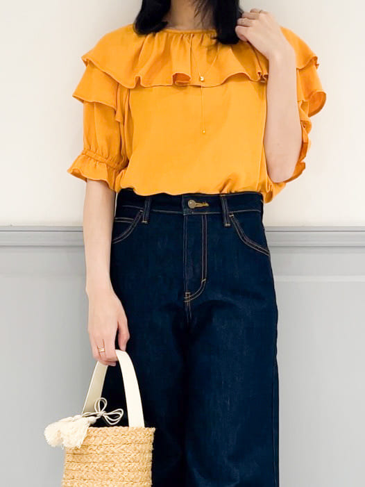 moeさんの「grove｜【Lee&times;grove別注】WIDE DENIM PANTS」を使ったコーディネート