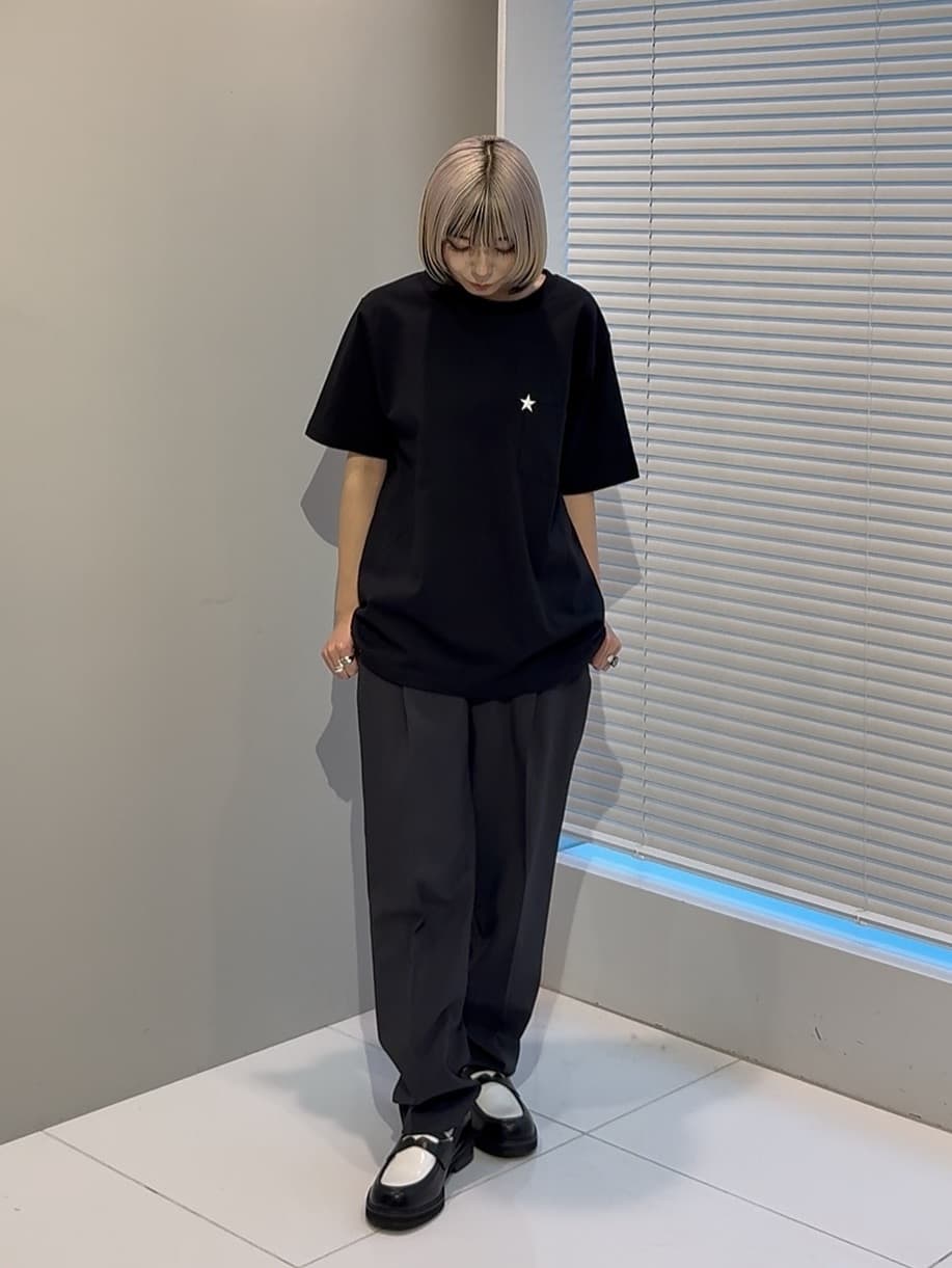 川本葵さんの「tk.TAKEO KIKUCHI｜◆スターTシャツアソート」を使ったコーディネート