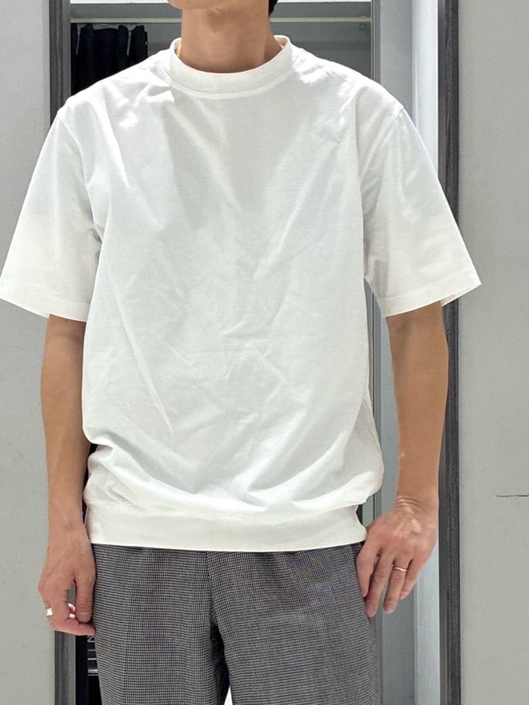 わいずみさんの「TAKEO KIKUCHI｜【抗菌防臭／5サイズ展開】ハイゲージポンチ Tシャツ」を使ったコーディネート