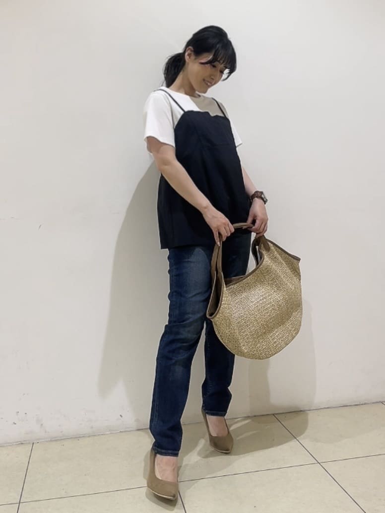 watanabeさんの「UNTITLED｜【Healthy DENIM&times;UNTITLED】別注 R Mrytle（リマートル）テーパードデニム」を使ったコーディネート