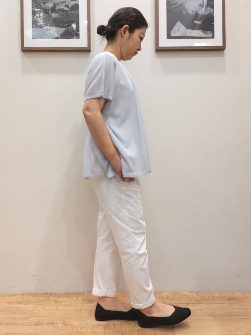 よっこさんの「SHOO･LA･RUE｜◆【2点セット】インせず着られるシアーニット＋タンクトップ」を使ったコーディネート