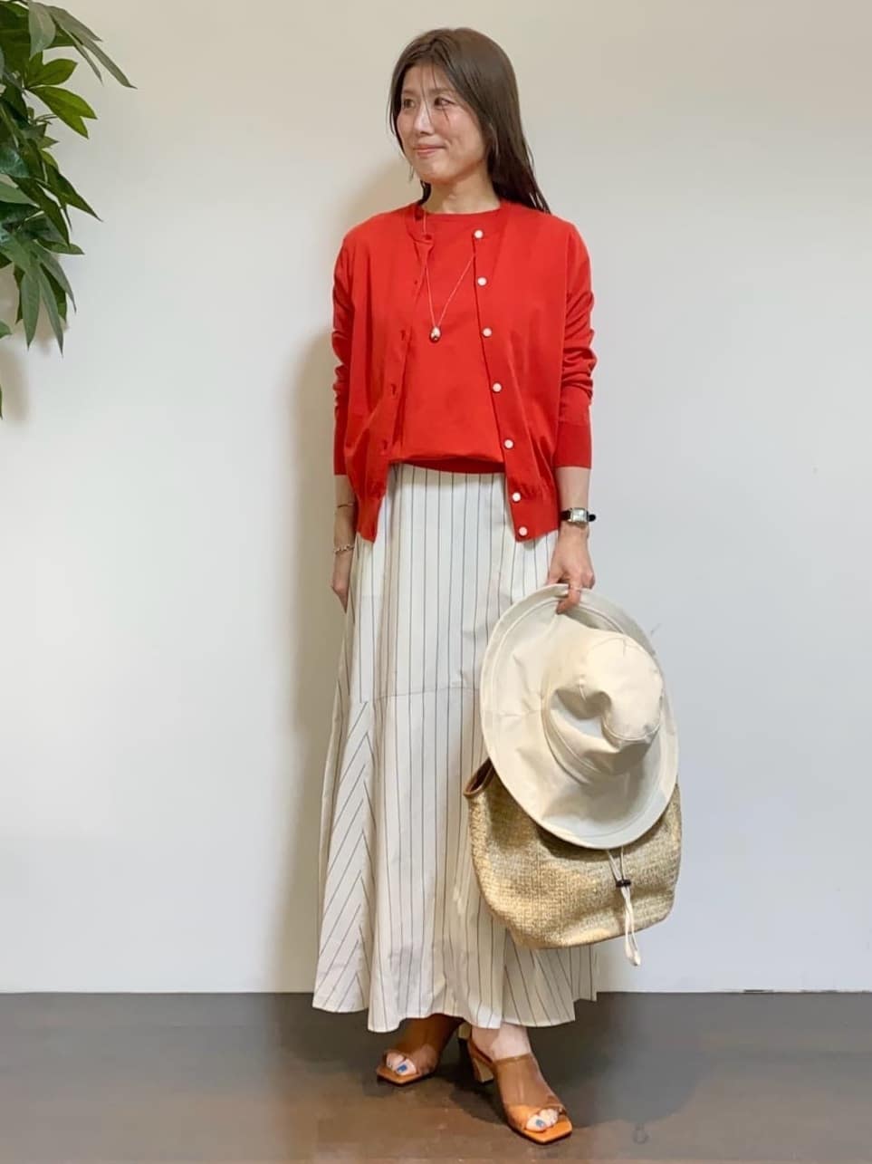 tomoさんの「UNTITLED｜◆【11色展開/コットン100/アンサンブル可能】 プルオーバーニット」を使ったコーディネート