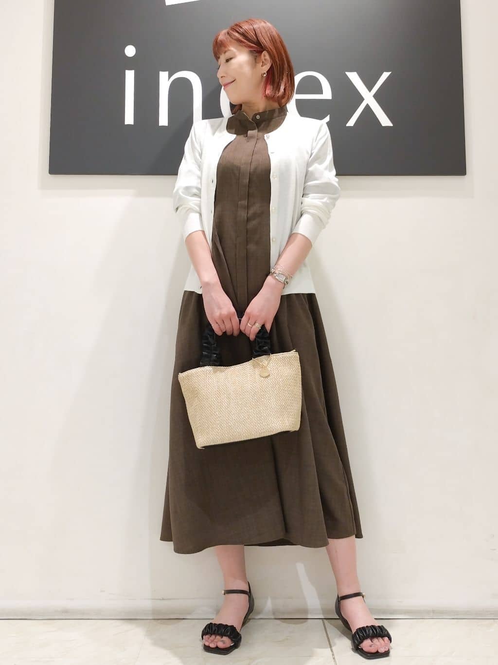 n.さんの「index｜◆【2WAY】雑材フリル持ち手バッグ」を使ったコーディネート
