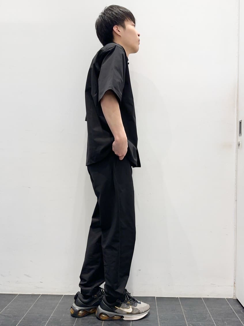 ちびちゃんさんの「THE SHOP TK｜◆パーフェクテックツイル5分袖シャツ【セットアップ可/吸水速乾/UVカット/アンチピリング】」を使ったコーディネート