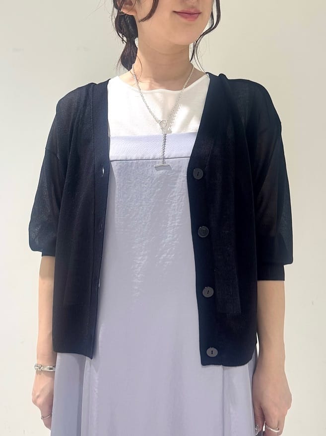 そんさんの「INDIVI｜【洗える／レイヤードにも活躍】ペプラムインナートップス」を使ったコーディネート