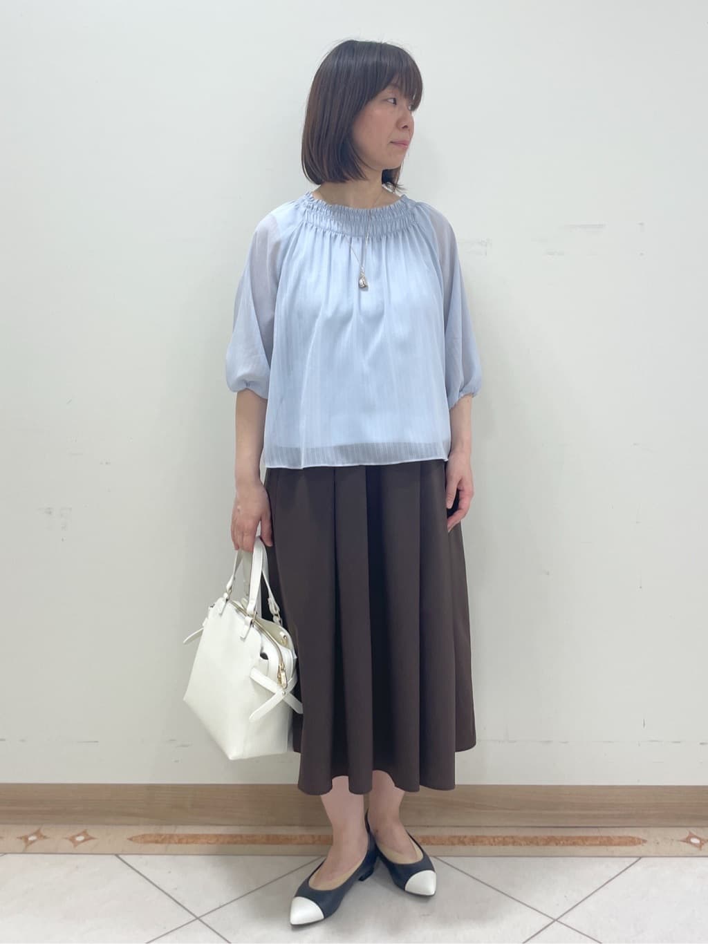 hanaさんの「Reflect｜◆【洗える】シャーリングデザインブラウス」を使ったコーディネート