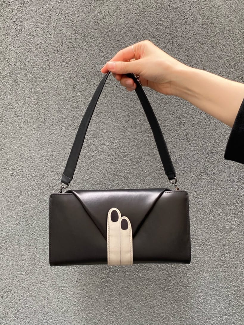 Uさんの「HIROKO HAYASHI｜LEO NECESSARIO（レオ ネチェサリオ）ショルダー付き長財布」を使ったコーディネート
