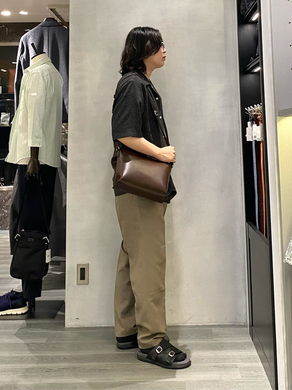 nishiさんの「TAKEO KIKUCHI｜」を使ったコーディネート