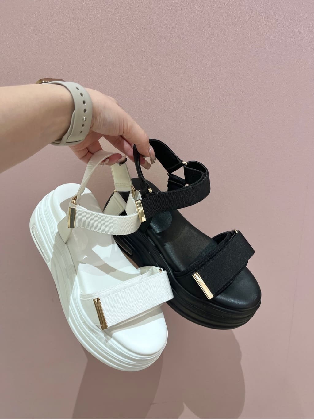 RISAさんの「ESPERANZA｜厚底フラットスポサン」を使ったコーディネート