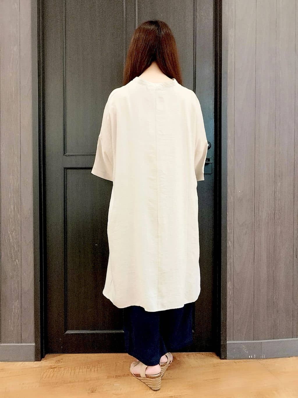 mさんの「SHOO･LA･RUE｜◆【洗える/S-LL/ひんやり】ゆったりチュニックワンピース」を使ったコーディネート