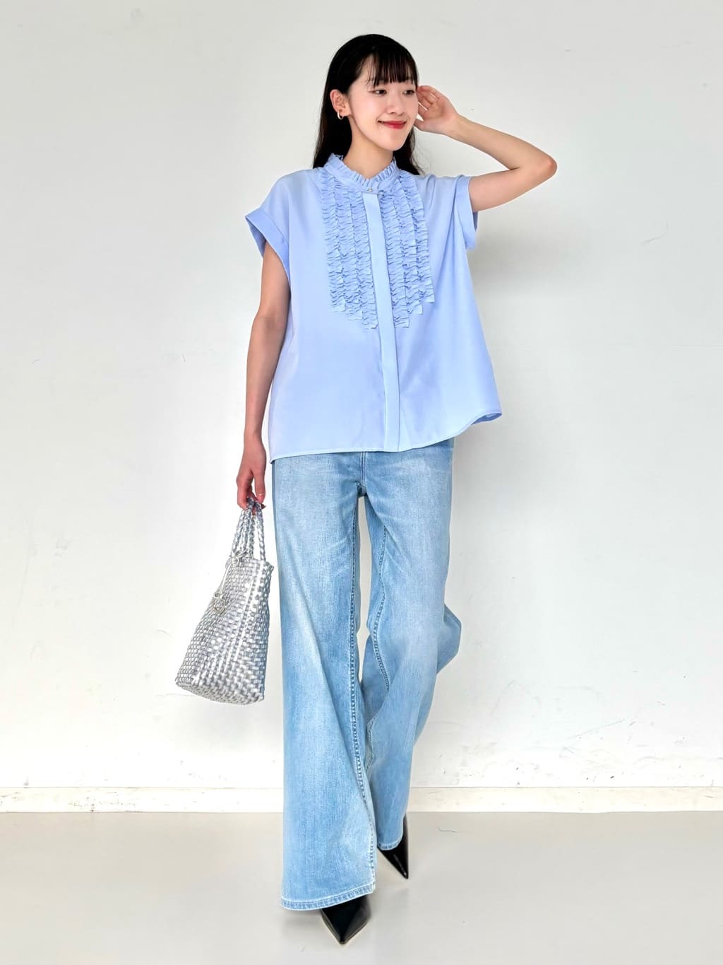 kaaiさんの「UNTITLED｜メタリックメッシュトート」を使ったコーディネート