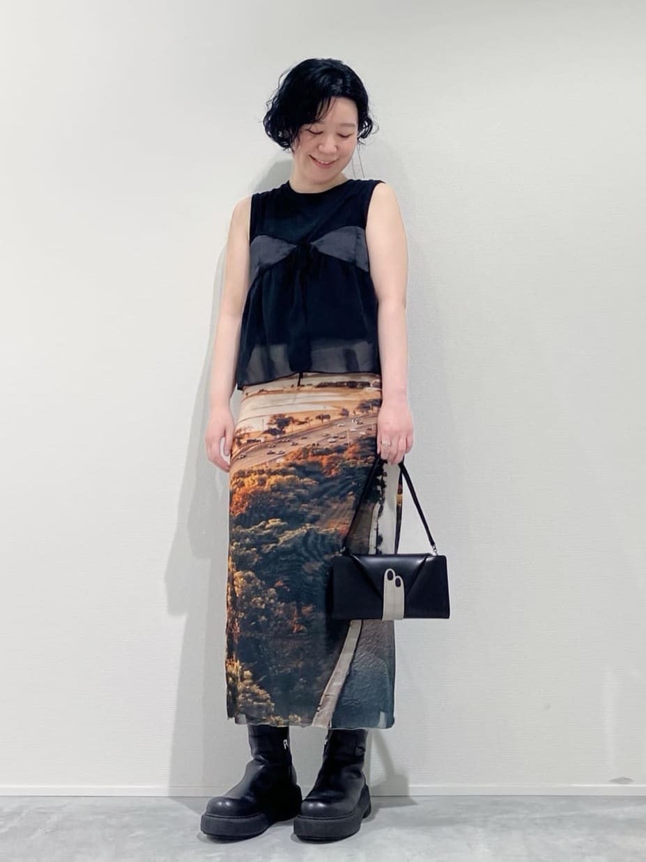 Cさんの「HIROKO HAYASHI｜LEO NECESSARIO（レオ ネチェサリオ）ショルダー付き長財布」を使ったコーディネート