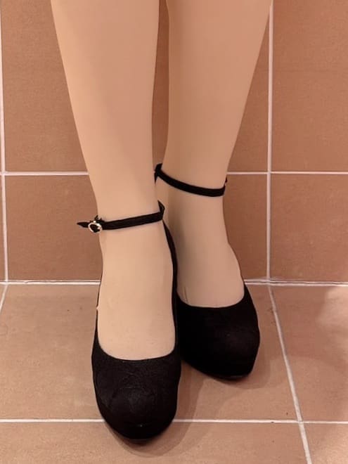 すみれさんの「ESPERANZA｜チャンキーヒール厚底パンプス」を使ったコーディネート