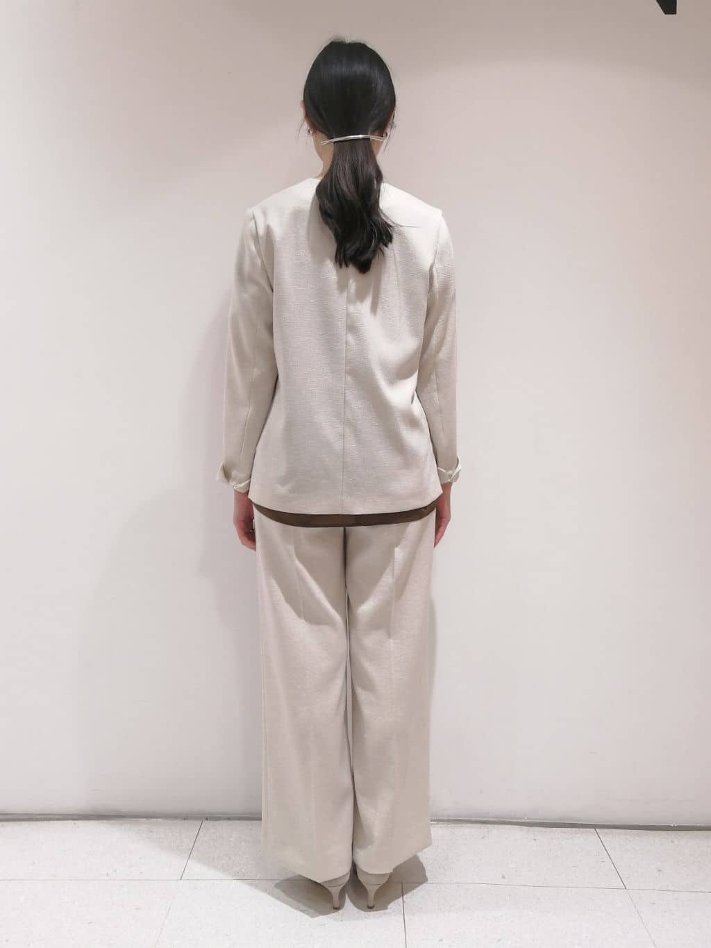 ayanoさんの「INDIVI｜◆【通気性◎撥水／接触冷感／UVケア】ドルマンスリーブブラウス」を使ったコーディネート