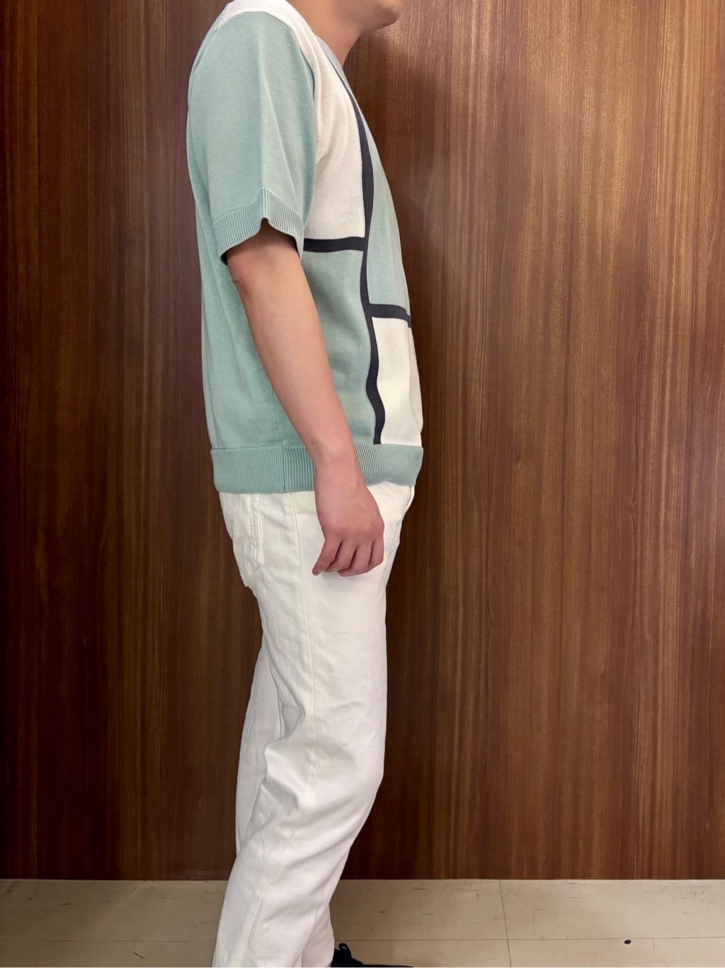 中村さんの「TAKEO KIKUCHI｜【Sサイズ～】ストレッチ デニム パンツ」を使ったコーディネート