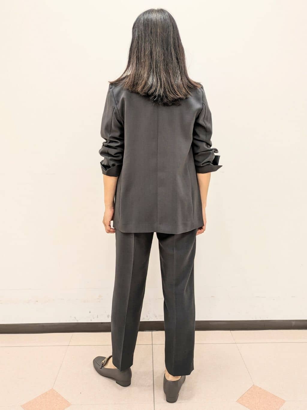 ともさんの「UNTITLED｜トリプルワントップペンダント」を使ったコーディネート