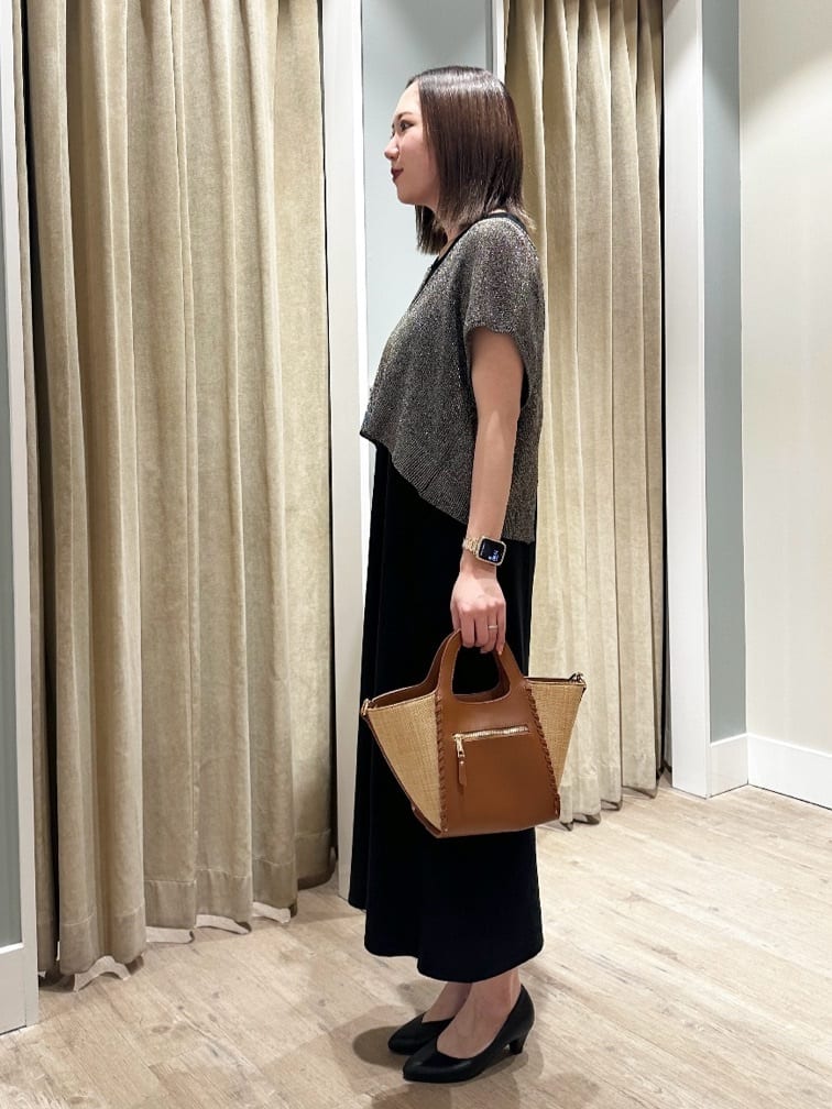 サン市川さんの「grove｜【人間工学】つつまれフィットパンプス【入卒対応可】」を使ったコーディネート