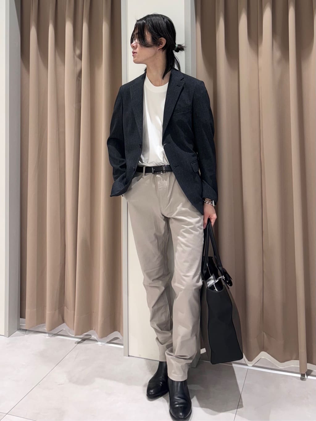 うらしーさんの「THE SHOP TK｜【オールシーズン穿ける！】7DAYSストレッチへリンボンパンツ　ON&hArr;OFF兼用」を使ったコーディネート