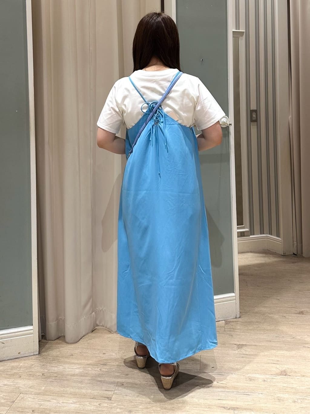 Ririさんの「grove｜◆たっぷりギャザーが揺れる、華やかなキャミワンピース」を使ったコーディネート