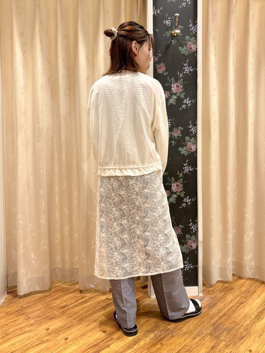 りぃさんの「SHOO･LA･RUE｜」を使ったコーディネート