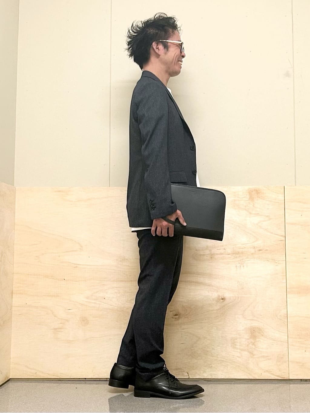 KENJI Iさんの「THE SHOP TK｜【ご好評につき再入荷！！】L字クラッチバッグ 冠婚葬祭/ビジネス/セレモニー/パーティー」を使ったコーディネート