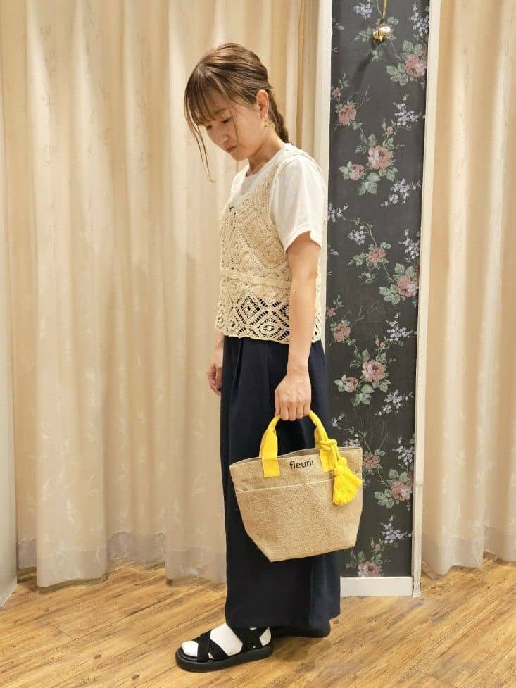 Ikumiさんの「SHOO･LA･RUE｜◆大人のカジュアルコーデに 私にフィットする ニットサンダル」を使ったコーディネート