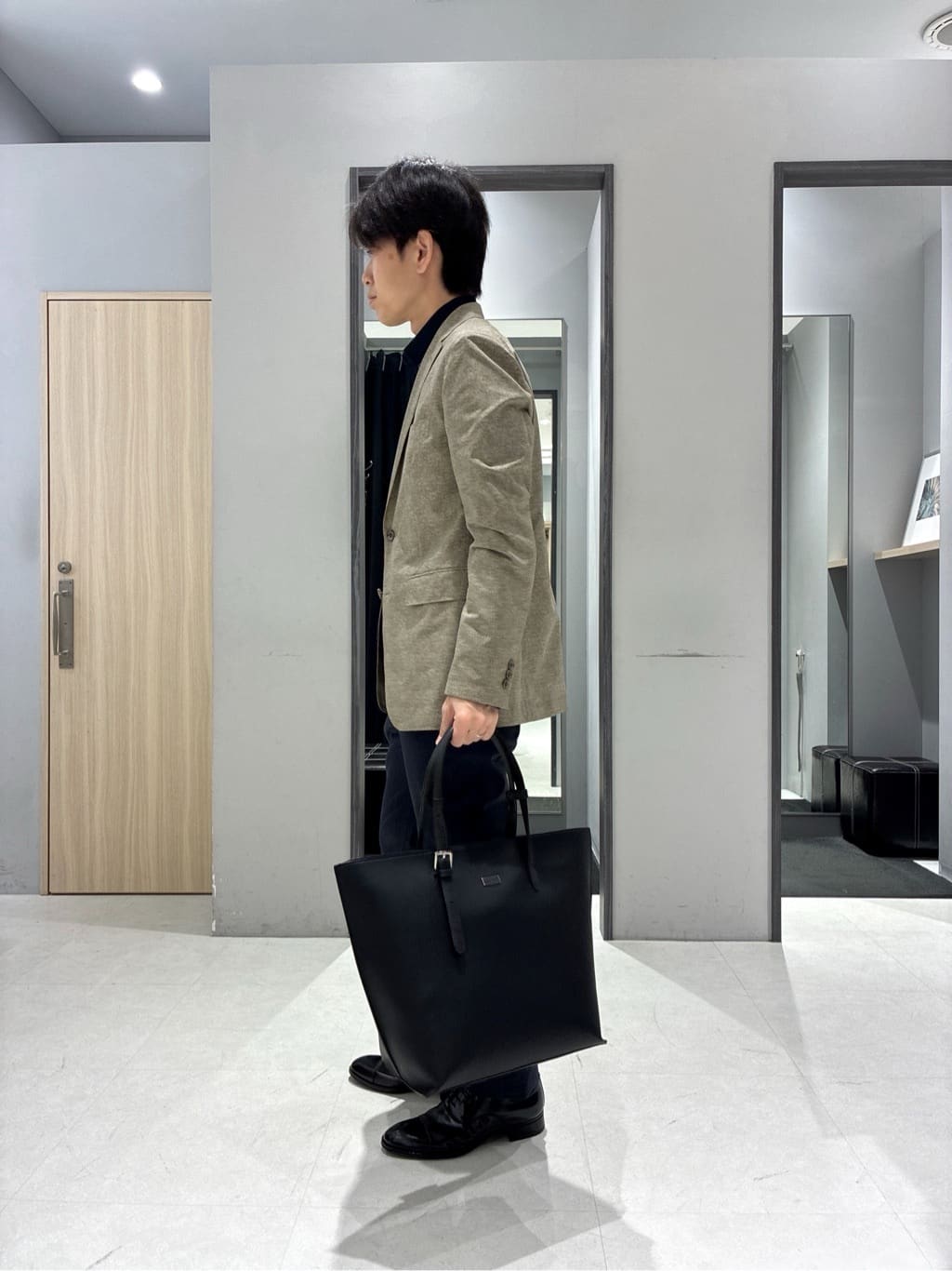 わいずみさんの「TAKEO KIKUCHI｜【抗菌防臭】COOL DOTS（R）ドビープリント ジャケット」を使ったコーディネート