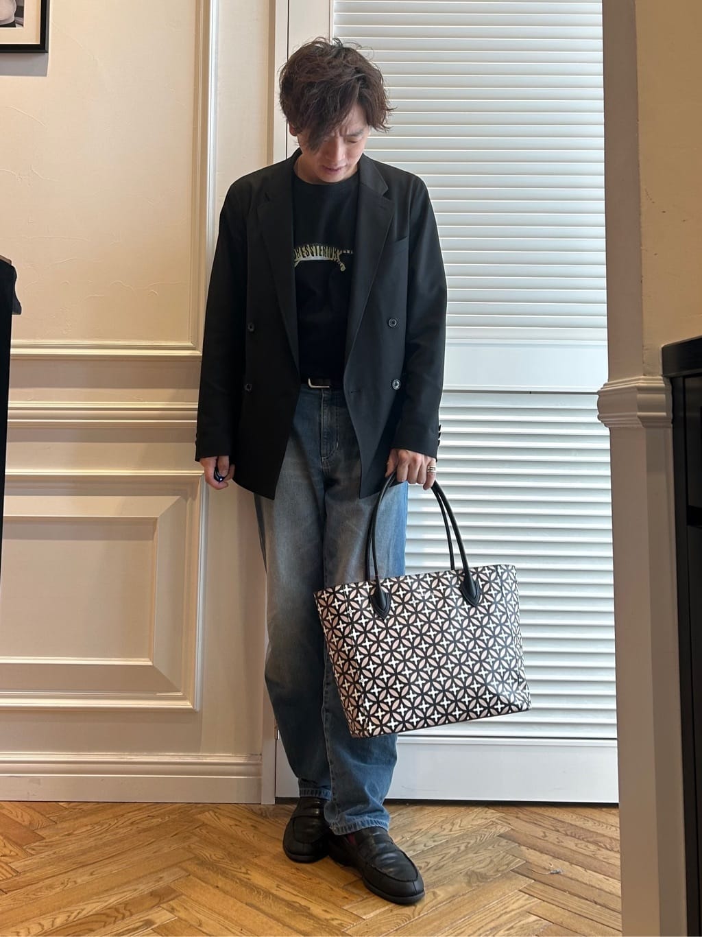 須田　慎二郎さんの「DRESSTERIOR｜【撥水加工/Safari5月号掲載】ローファー」を使ったコーディネート