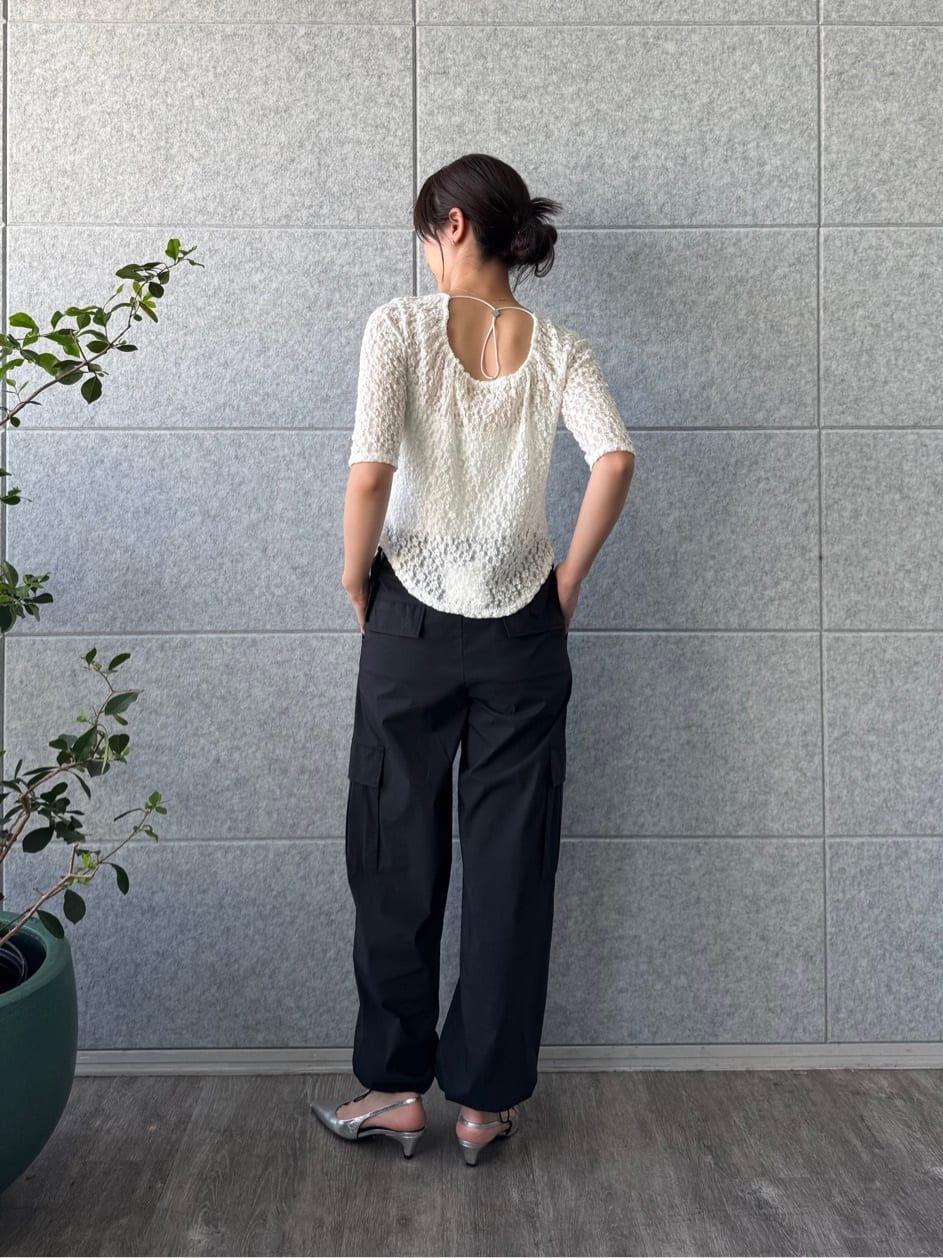 uchi__yamaさんの「CODE A｜lace layered pullover」を使ったコーディネート