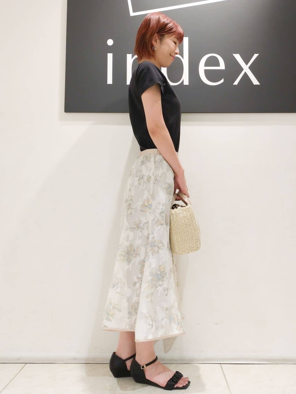 n.さんの「index｜◆ワンポイントロゴ刺繍Tシャツ【UV／接触冷感／洗濯機洗い可】」を使ったコーディネート