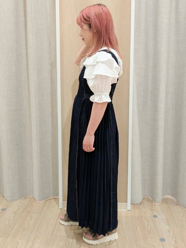 minさんの「grove｜◆麻調ダブルフリルブラウス」を使ったコーディネート